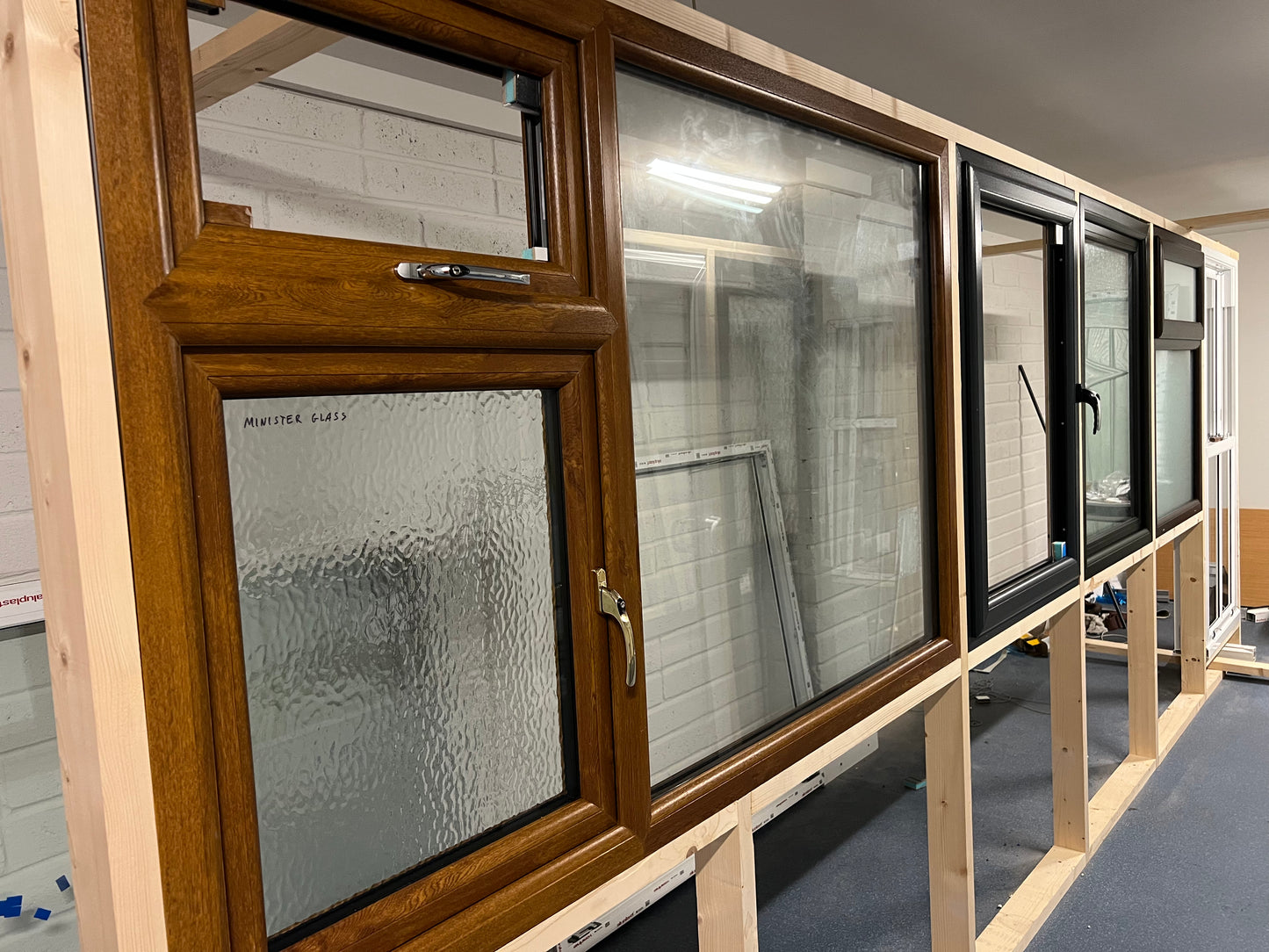 Top and Side Opening Casement Window – 1500×1200 mm (Side & Top Opening Sashes) 🪟🔄🔼