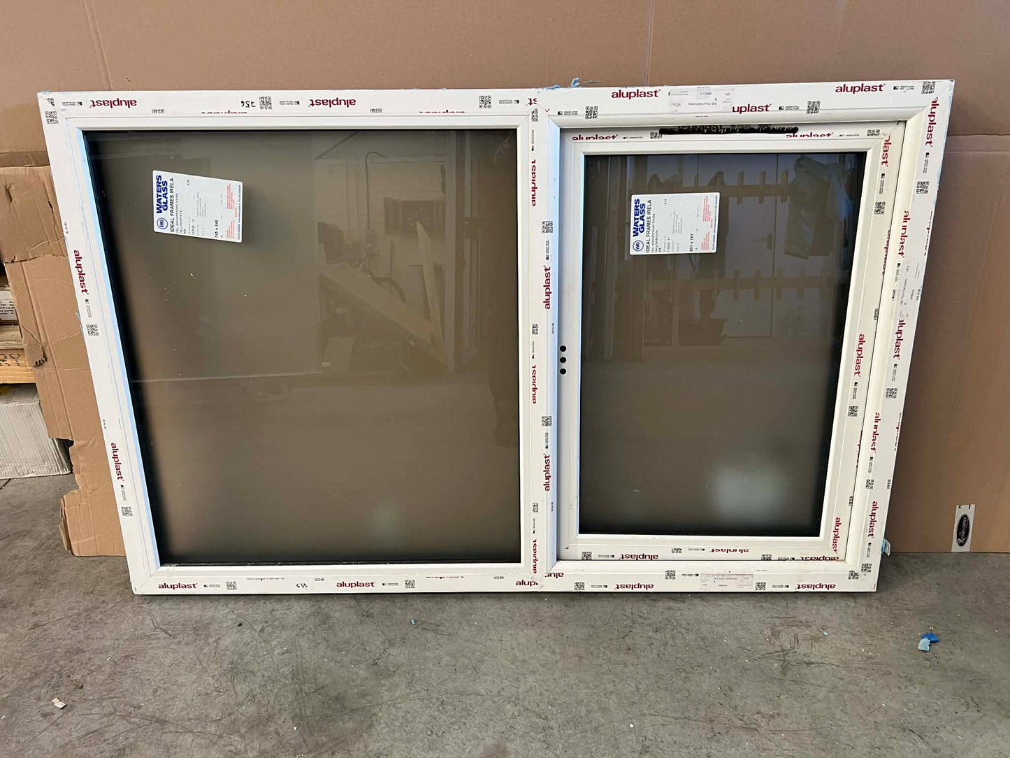 Side Opening Casement Window - 1470x940, Side opening, Anthracite/White, Triple Glazing satin